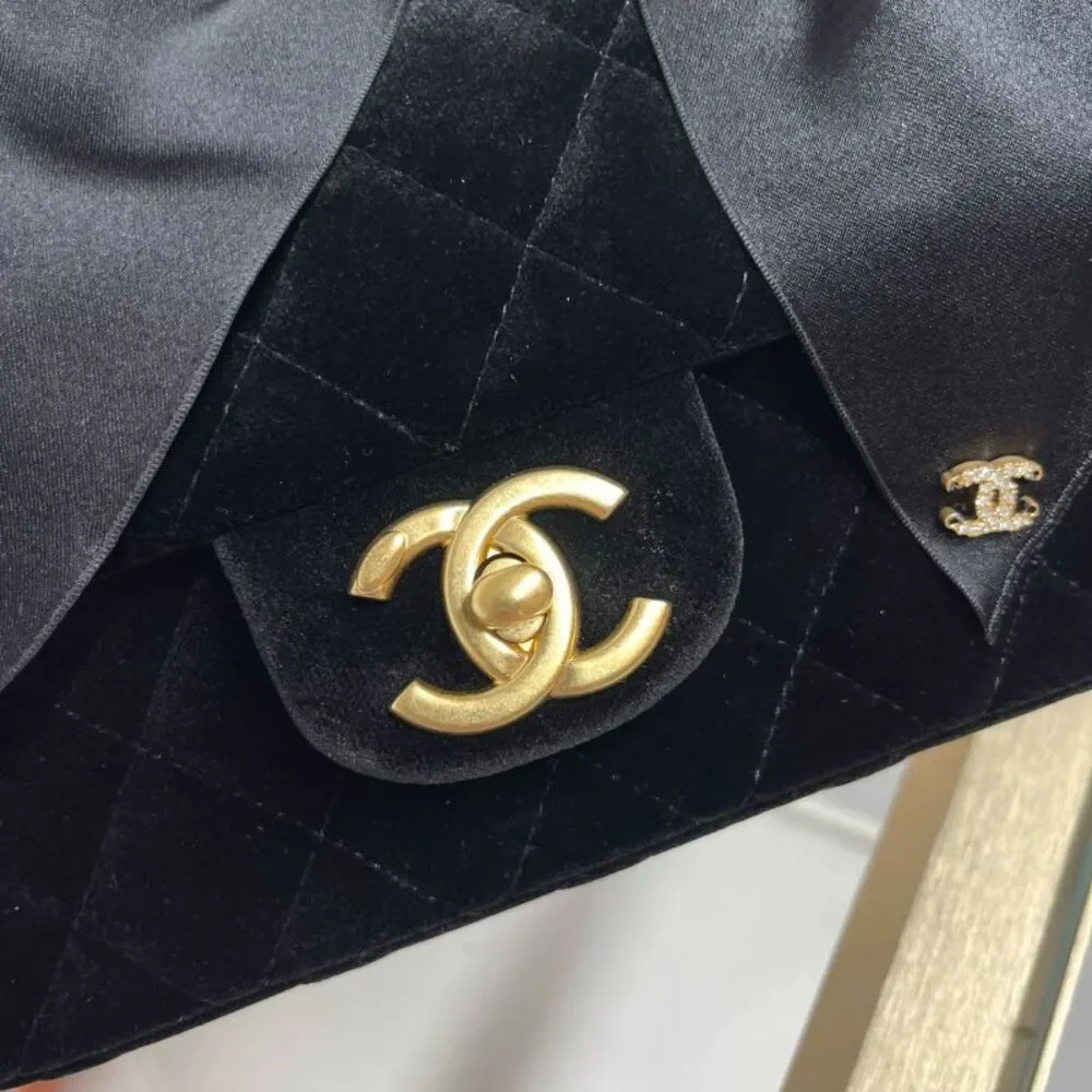 Chanel Women Pre-Loved Bag Very Good Condition